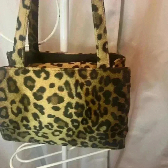 Mondani Handbag Leopard Print - Picture 2 of 10